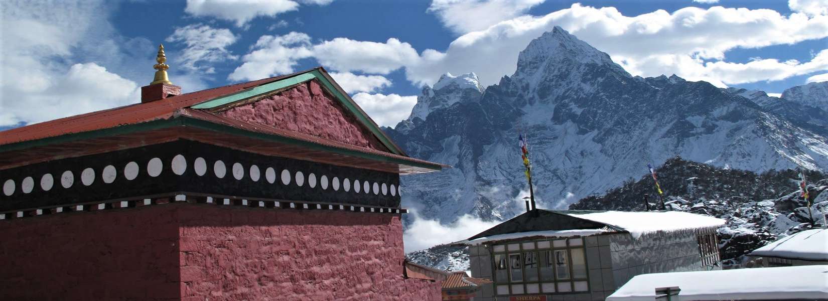 View of Thamserku and Kangtenga from Tengboche